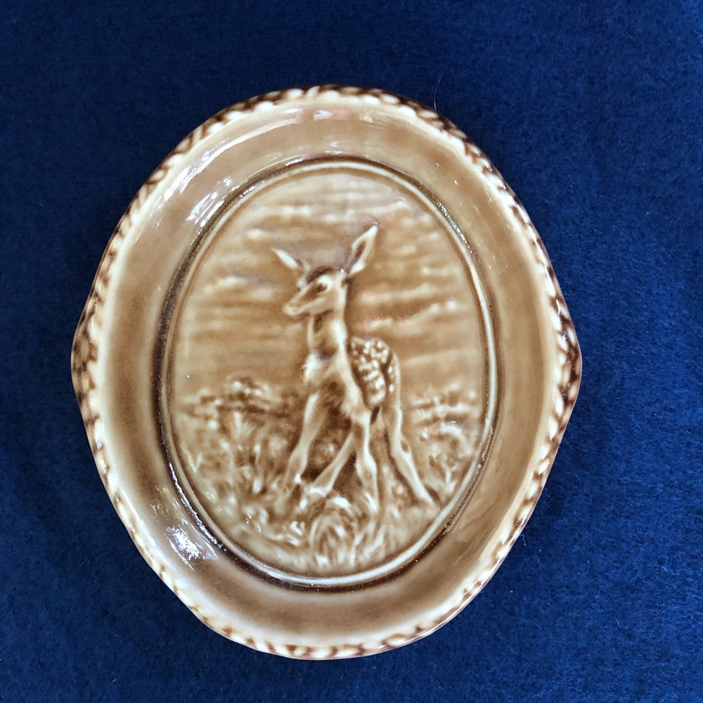 Brown Wade Deer Fawn Trinket Dish